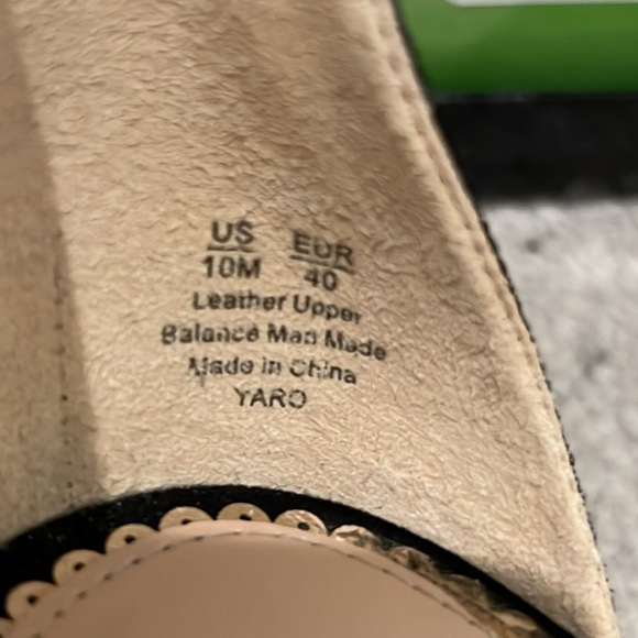 Sam Edelman Yaro Suede Sandals - Picture 10 of 13